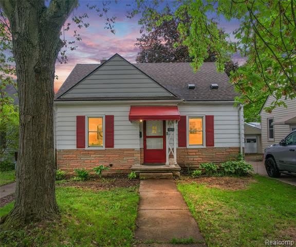 2017 HARDING Avenue – photo 1