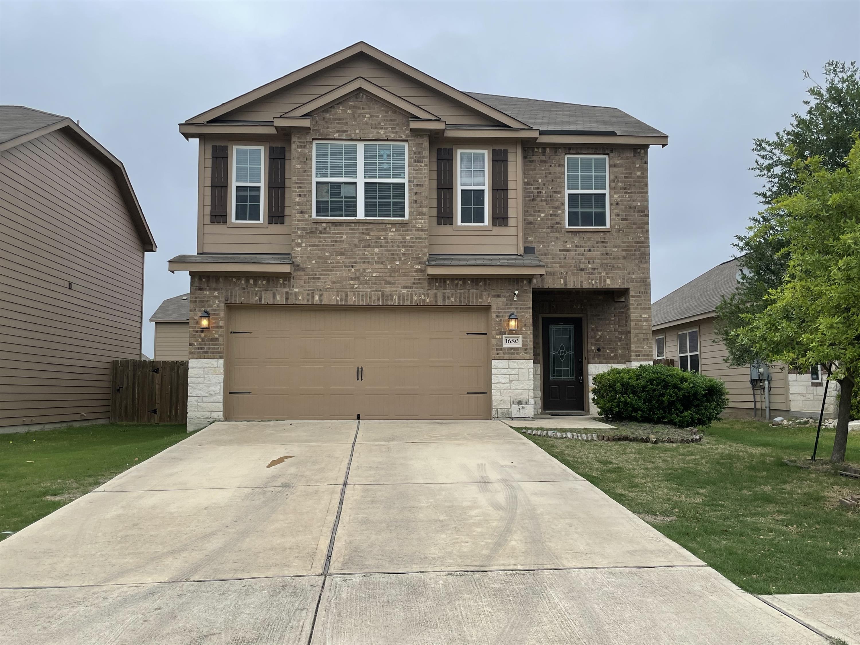 1680 Breanna Lane – photo 1