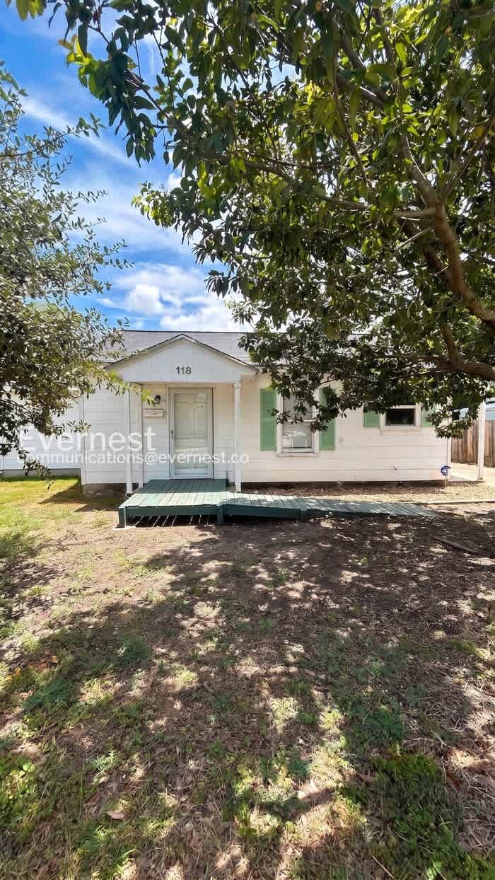 118 Cravens Avenue – photo 1