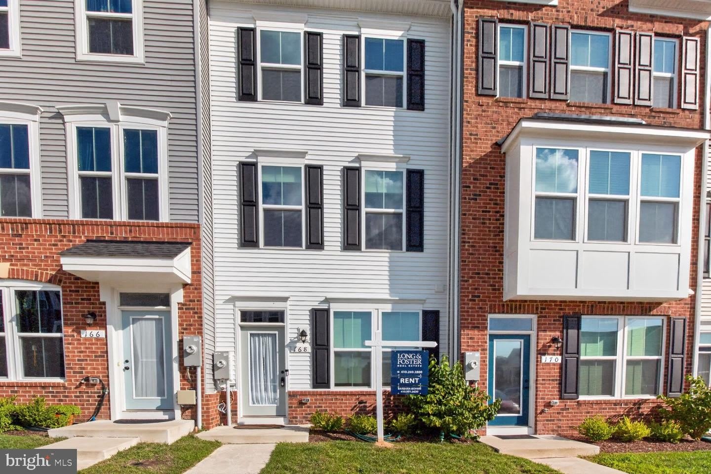 168 WOODGATE CIR – photo 1 of 20