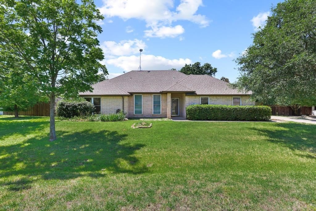 315 Preston Glen – photo 1 of 24