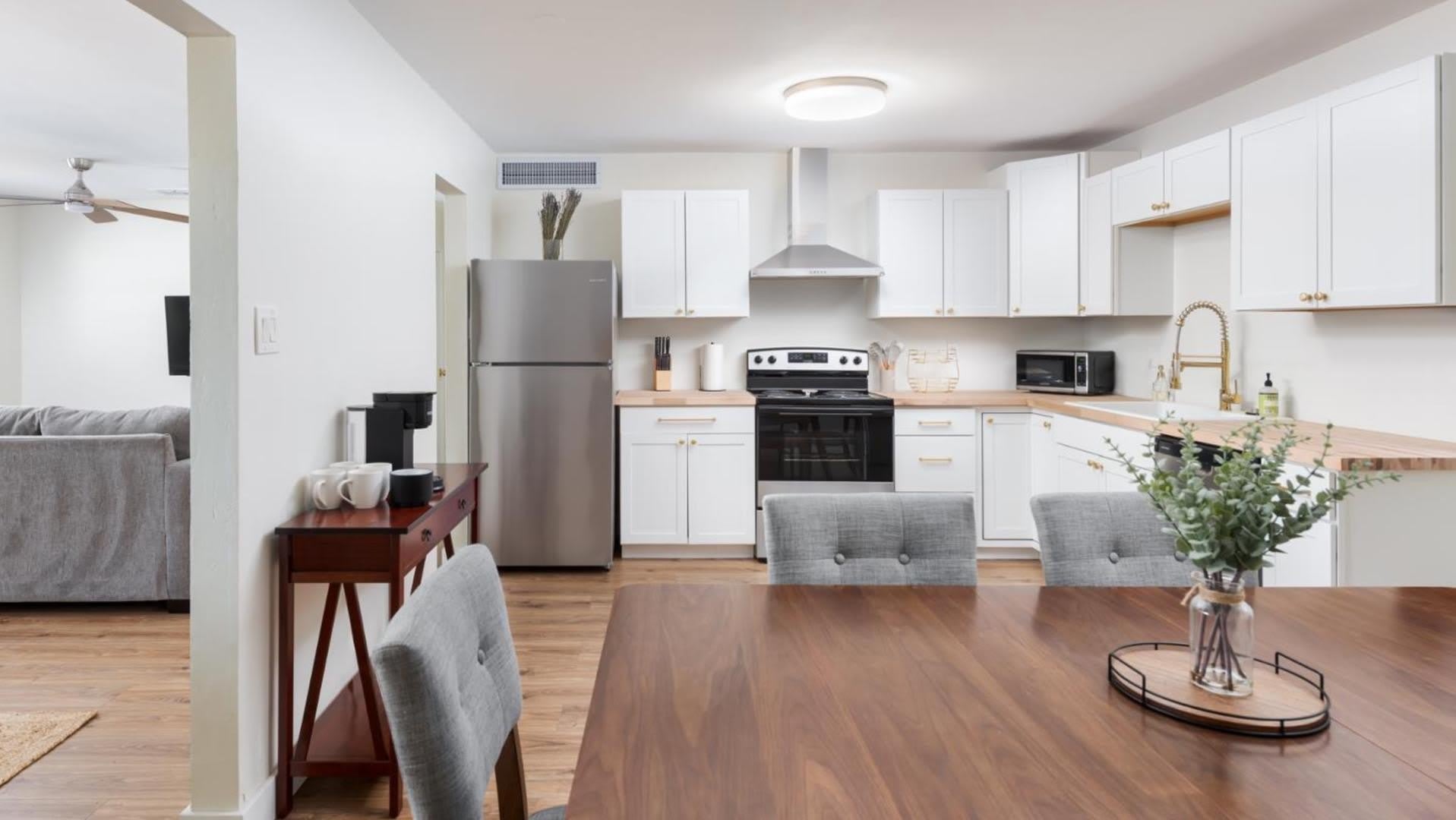 2237 E Hillery Drive – photo 1