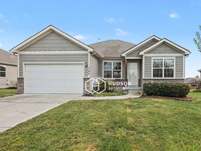 745 South Magnolia Street – photo 1 of 68