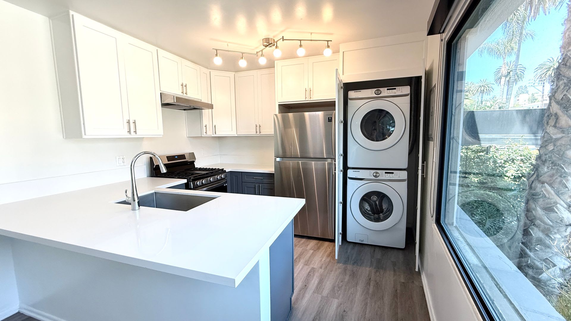 Live in one of the best locations in Los Angeles – photo 1