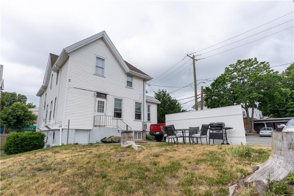 93 Warren Avenue – photo 1 of 9