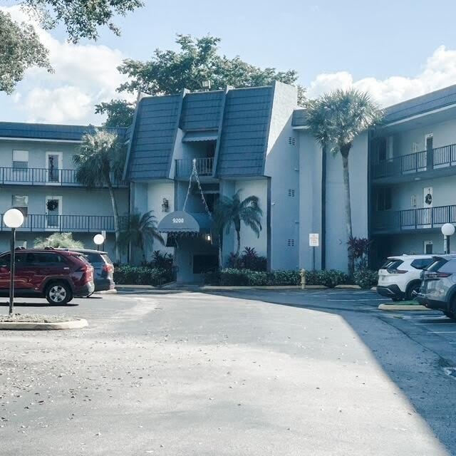 9200 Lime Bay Boulevard – photo 1 of 31