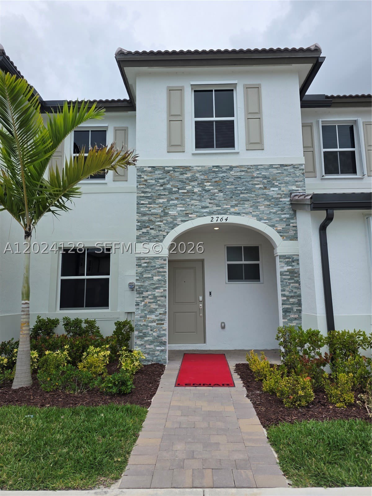 2764 SE 26th Ave – photo 1