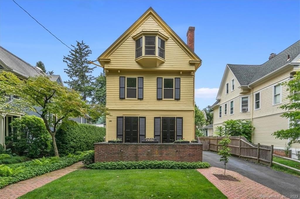 266 Everit Street – photo 1