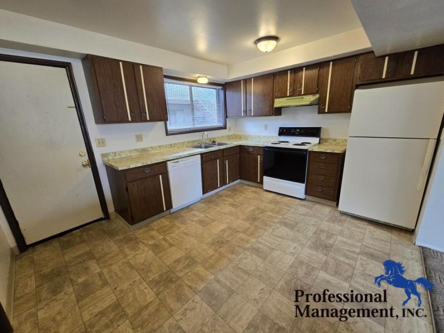 1510 Yellowstone Ave – photo 1