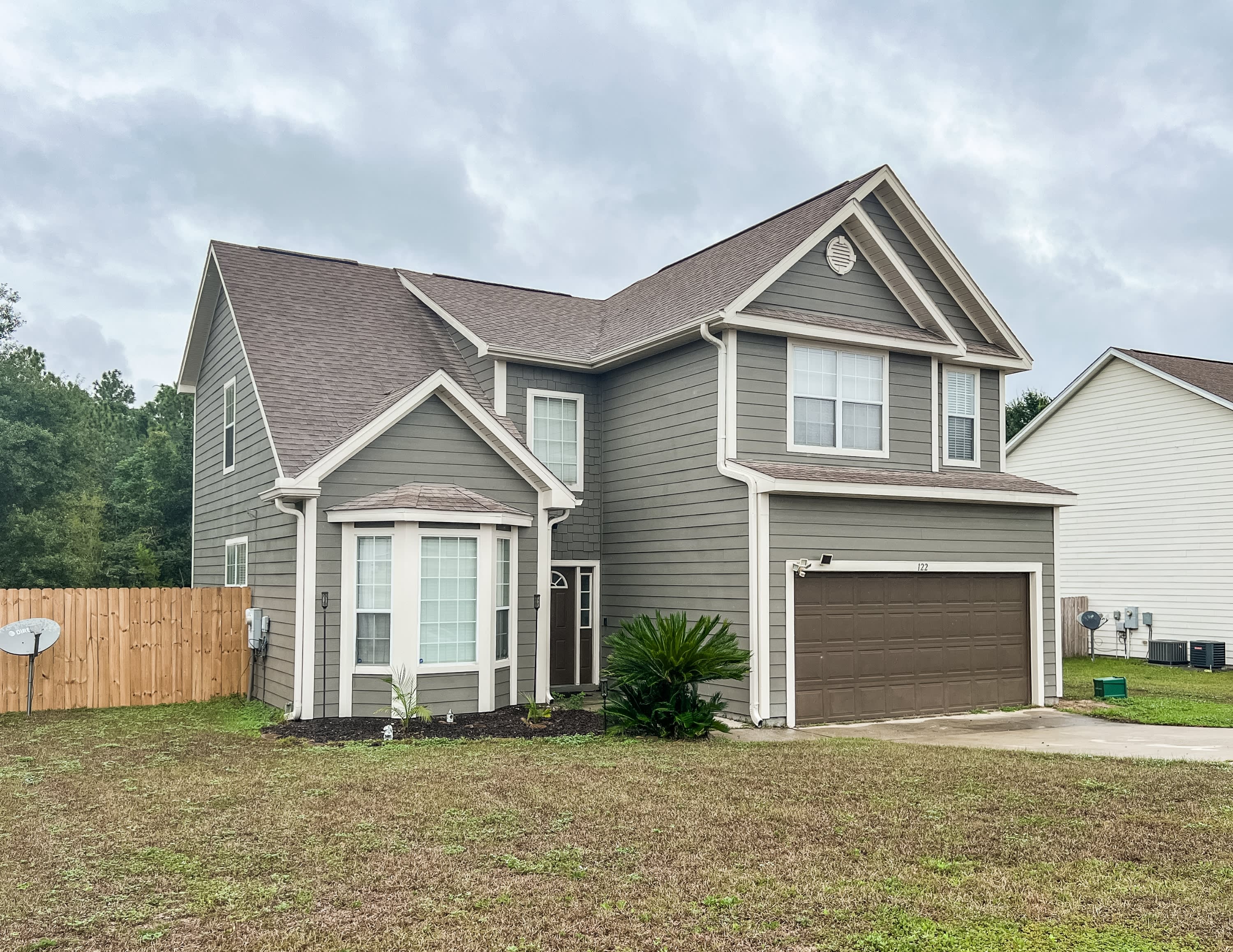 122 Peoria Boulevard – photo 1
