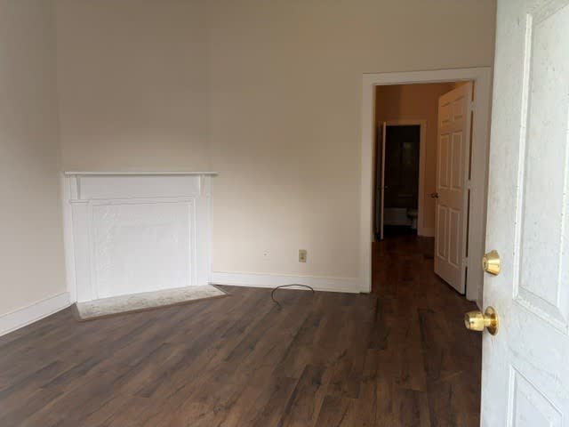 818 West 35th St. – photo 1 of 5