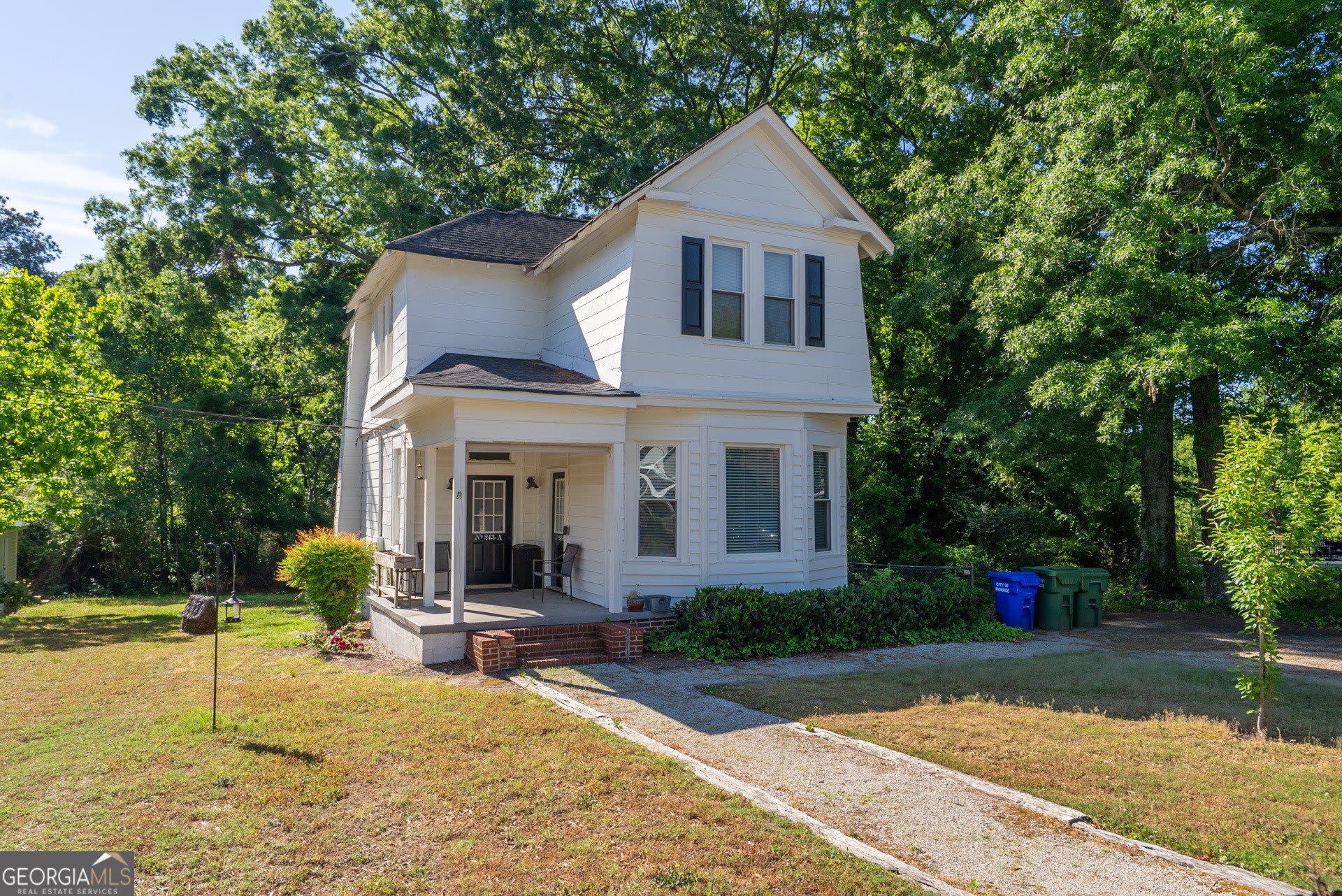 243 Boulevard – photo 1 of 24