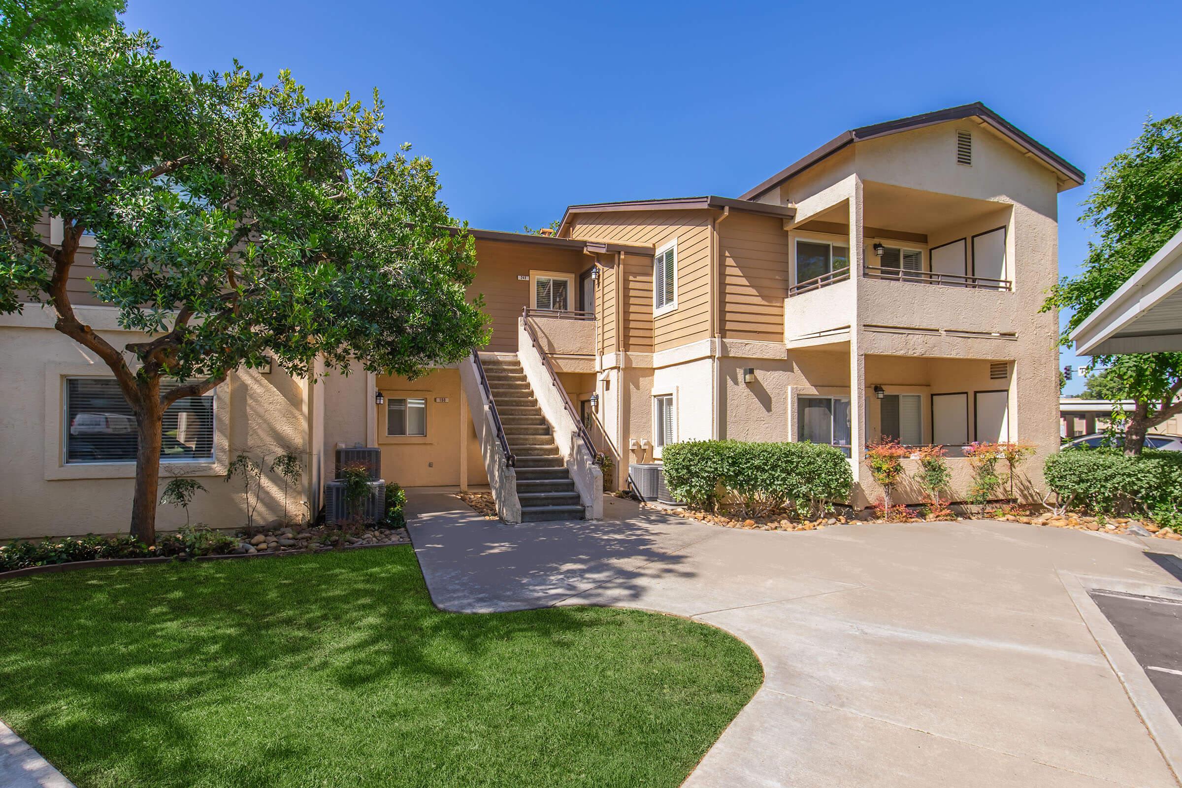 Affordable Central Brentwood 3 Bed 2 5 Bath Beauty – photo 1 of 225