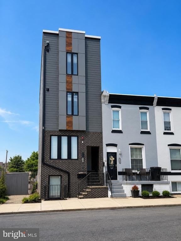 2614 N 7TH STREET – photo 1