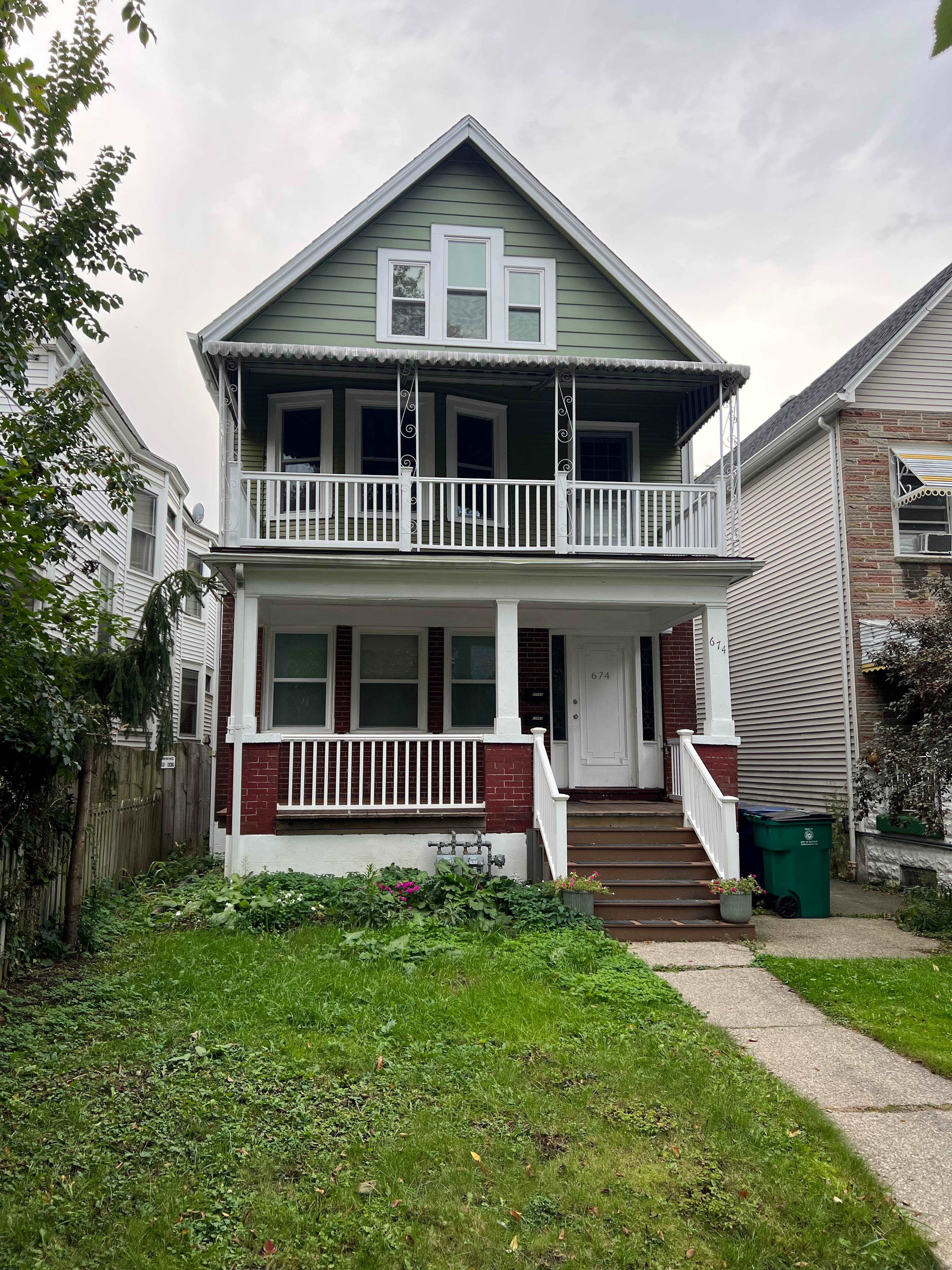 674 Richmond Avenue – photo 1
