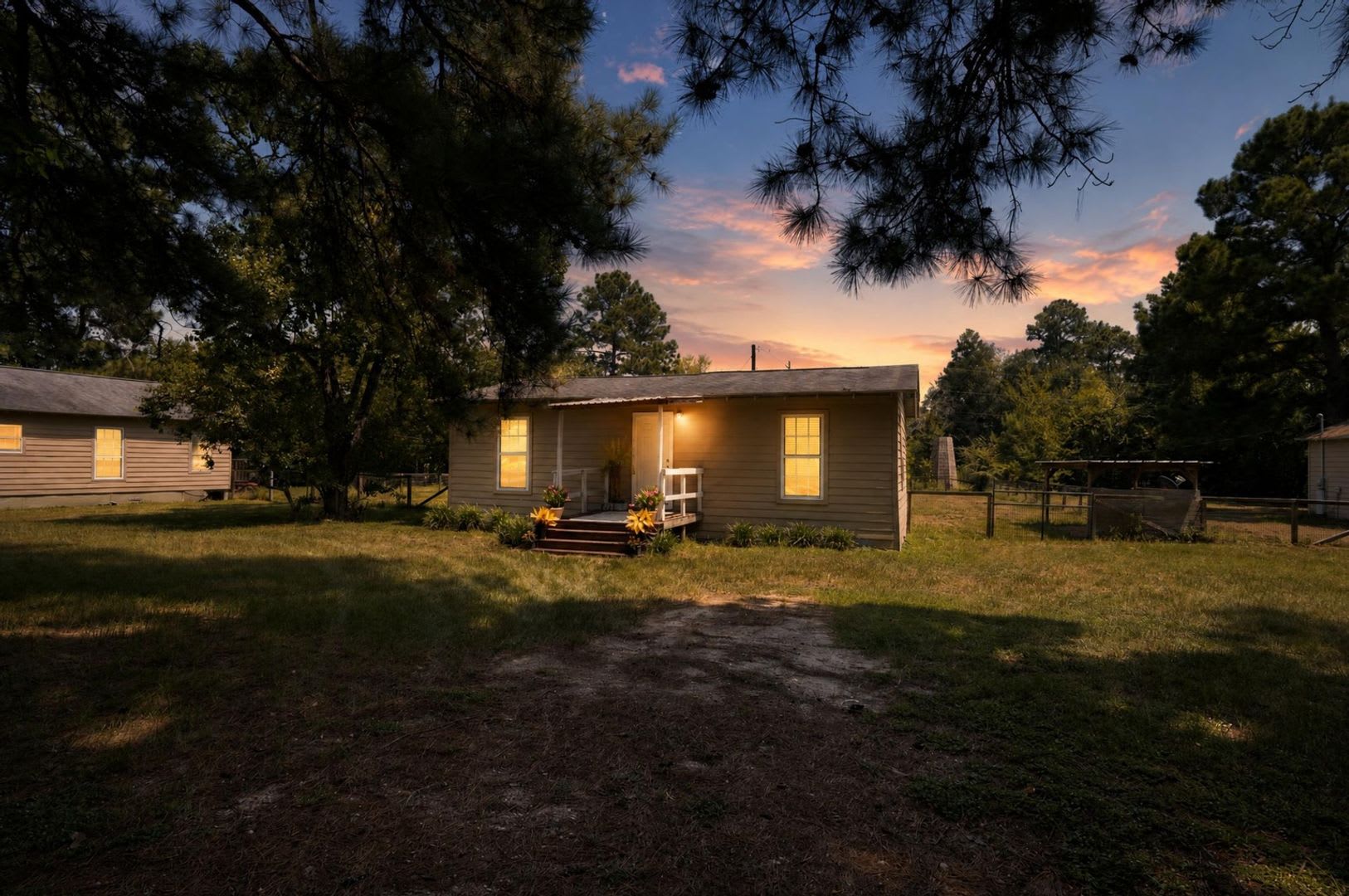 Charming 3BR House in quiet countryside of Montgomery – photo 1