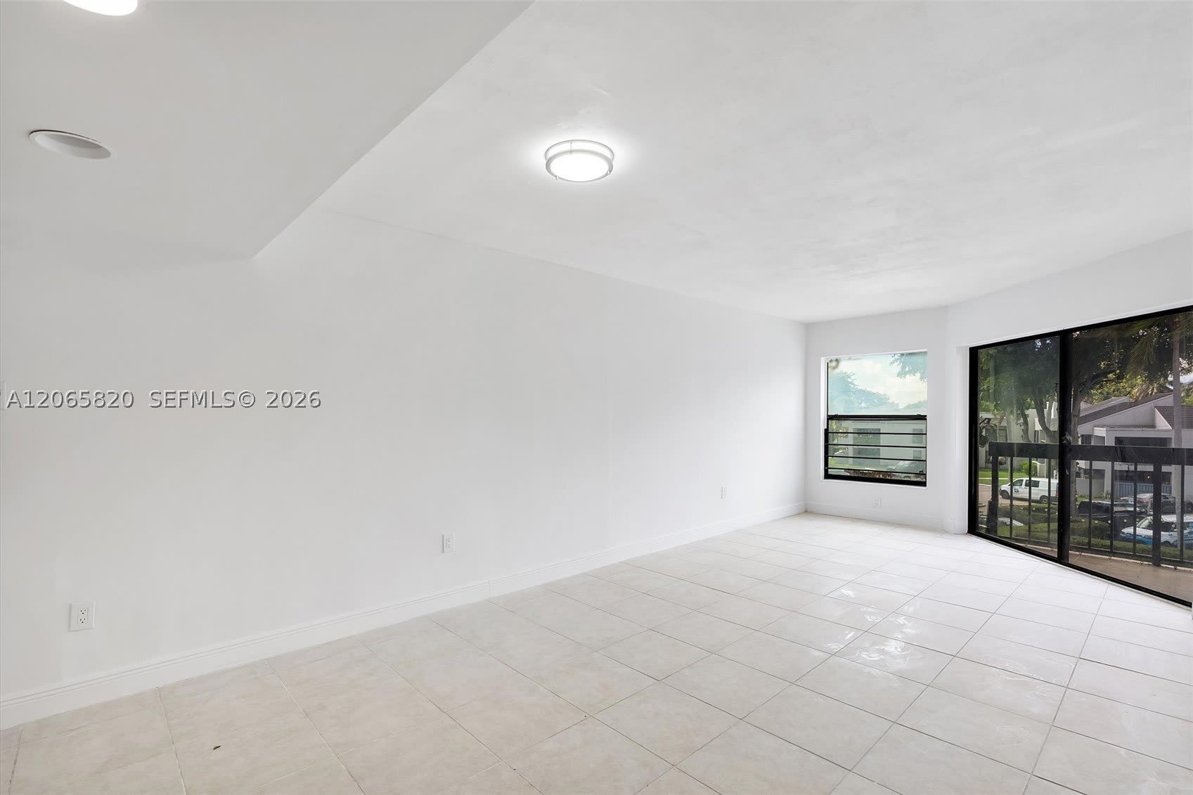 13255 SW 88th Ln – photo 1 of 28