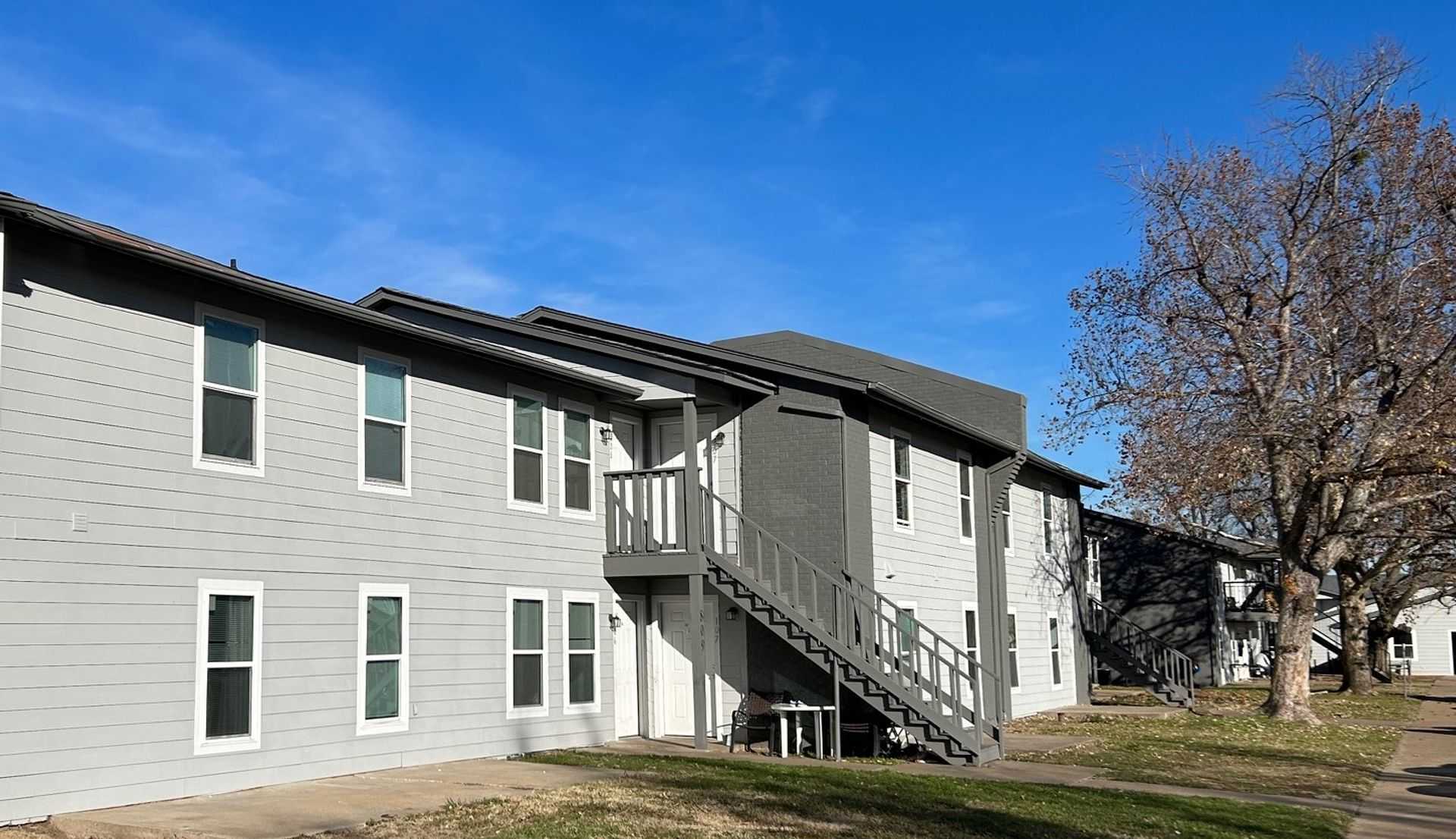 Village South Apartments – photo 1