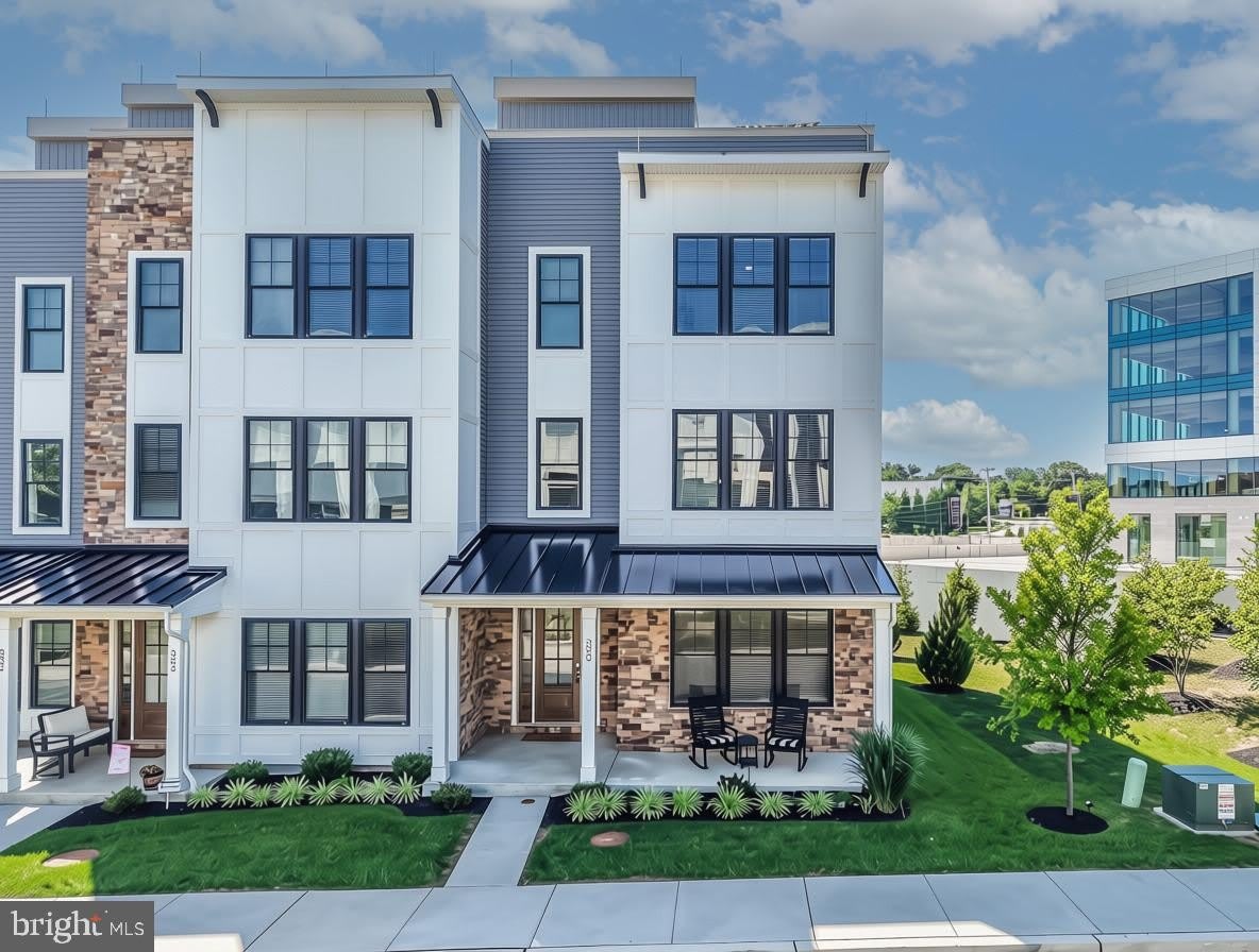 300 SQUIRE Drive – photo 1