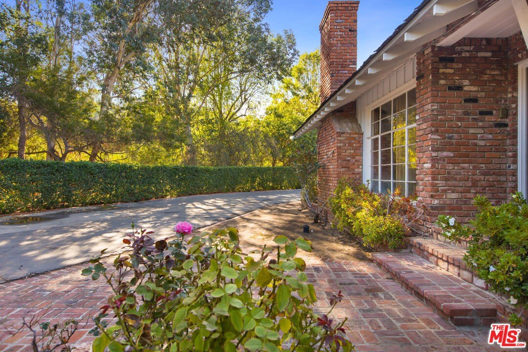 19471 Rosita St – photo 1