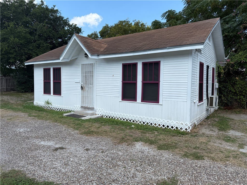 613 1 2 6Th Street – photo 1