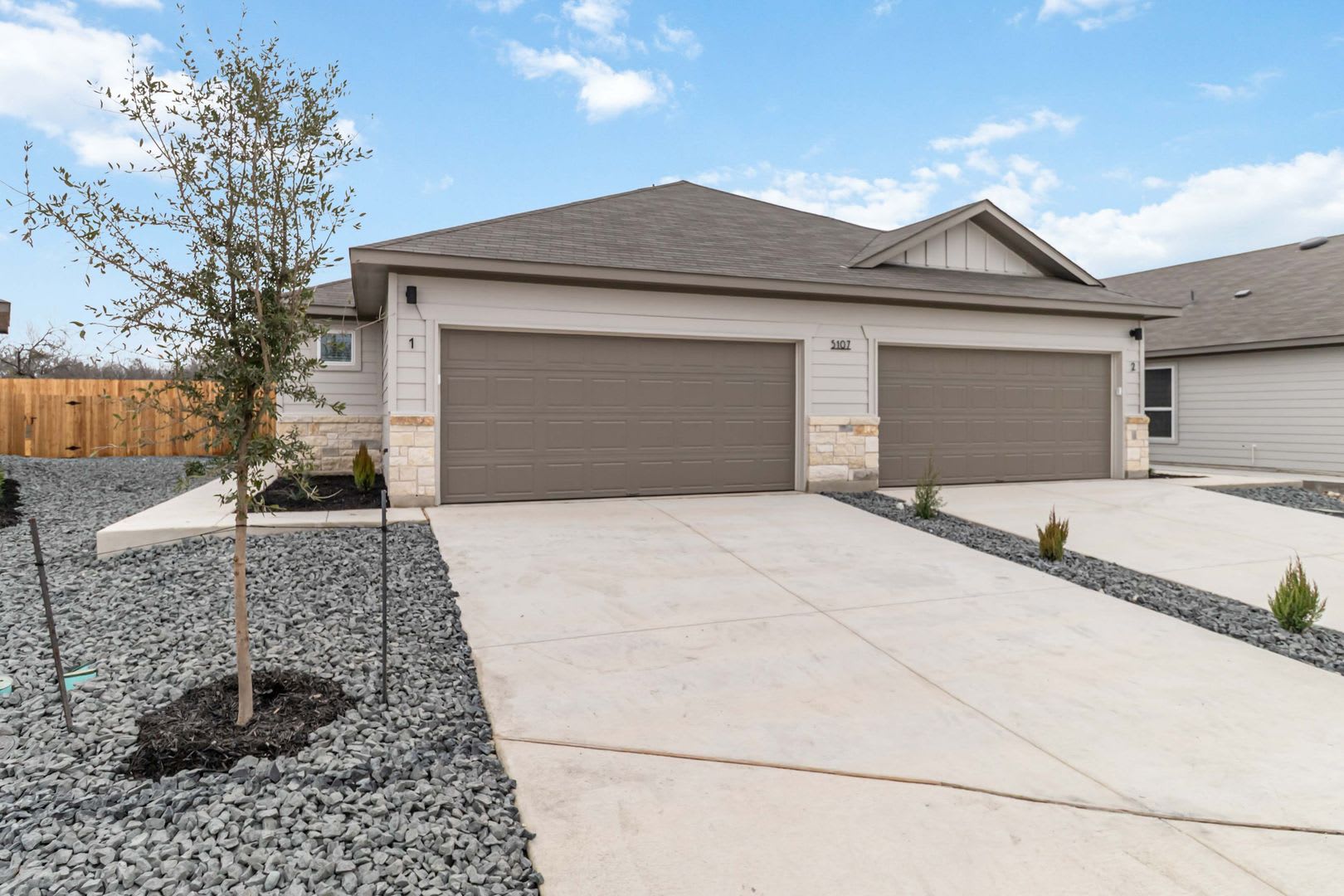6 Weeks Free Move-In Special! Brand New 3 Bed / 2 Bath Home – Modern Kitchen + Private Yard – photo 1