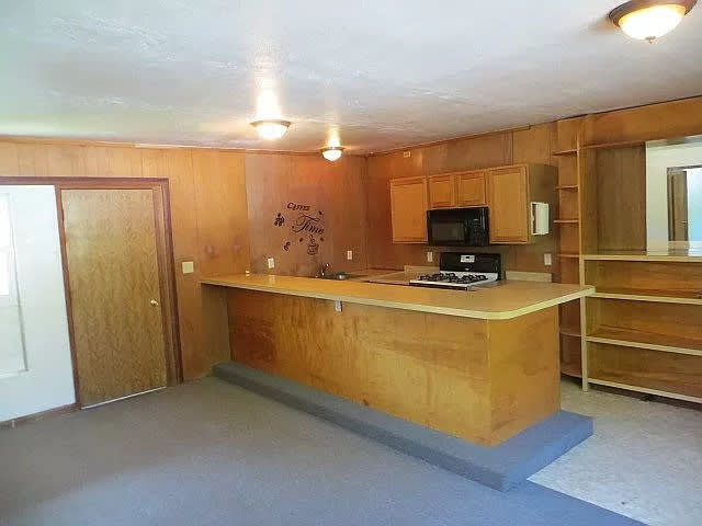 24909 2nd St – photo 1 of 11