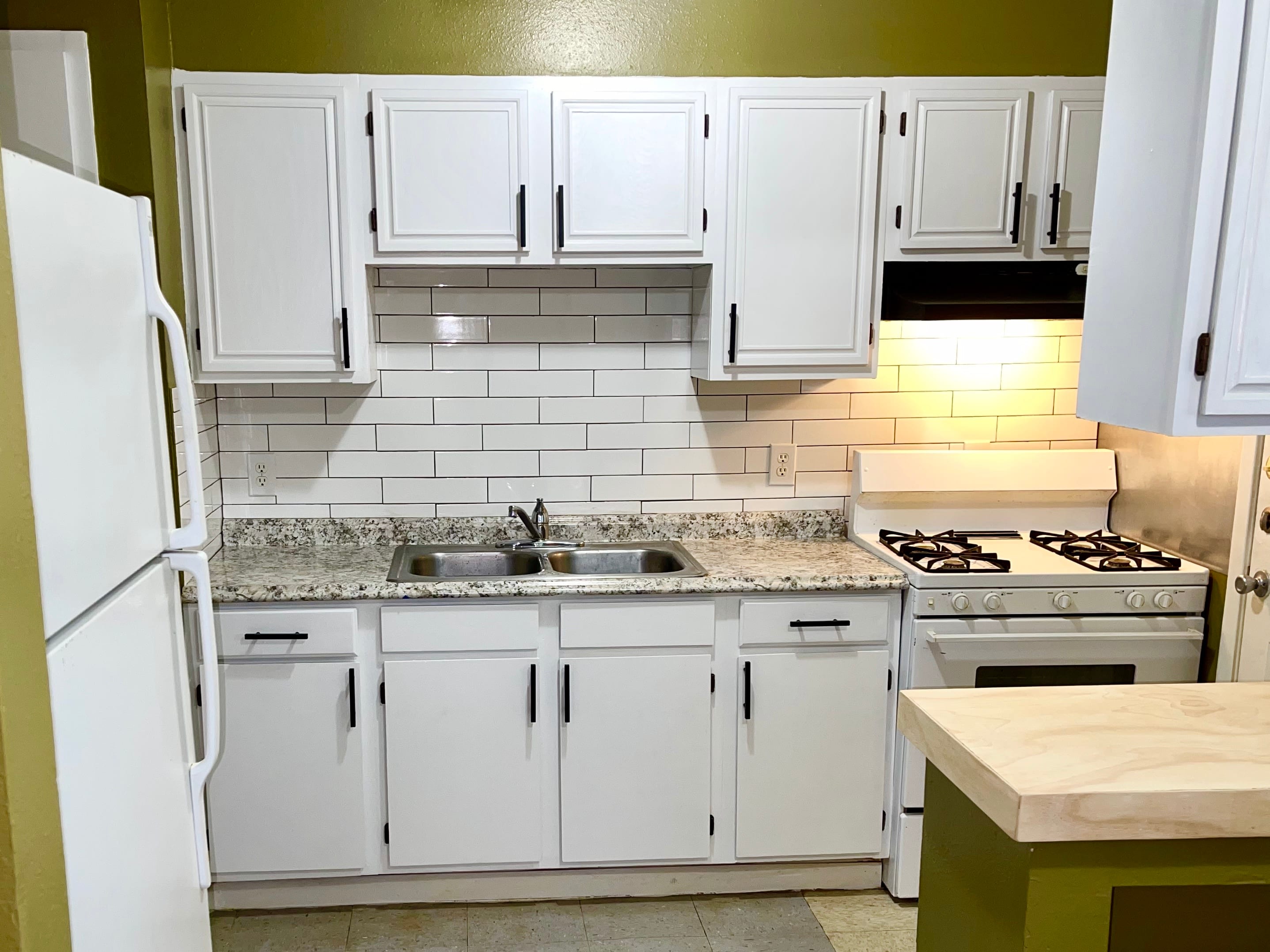114 Poppy St. – photo 1