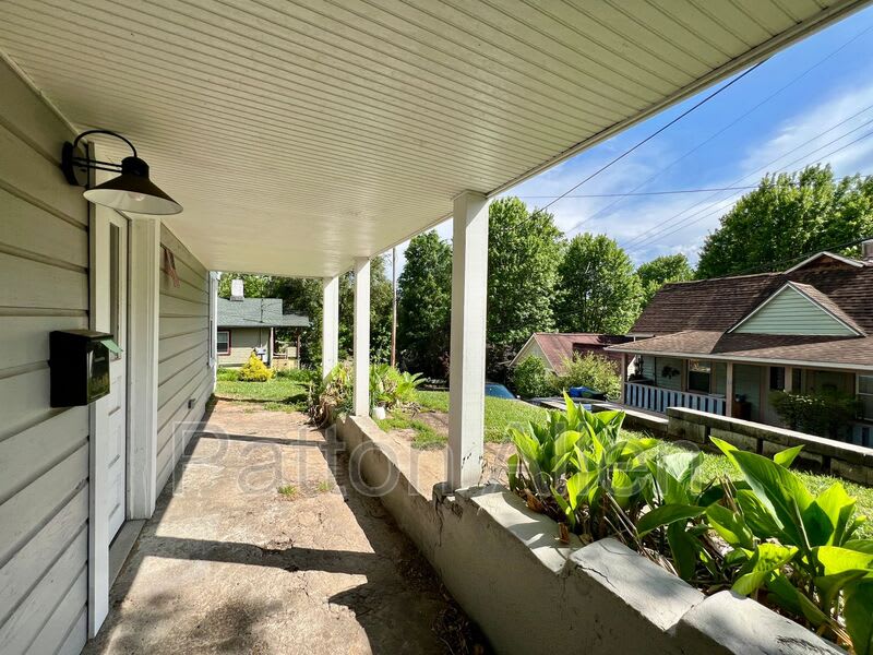 20 Rector St – photo 1
