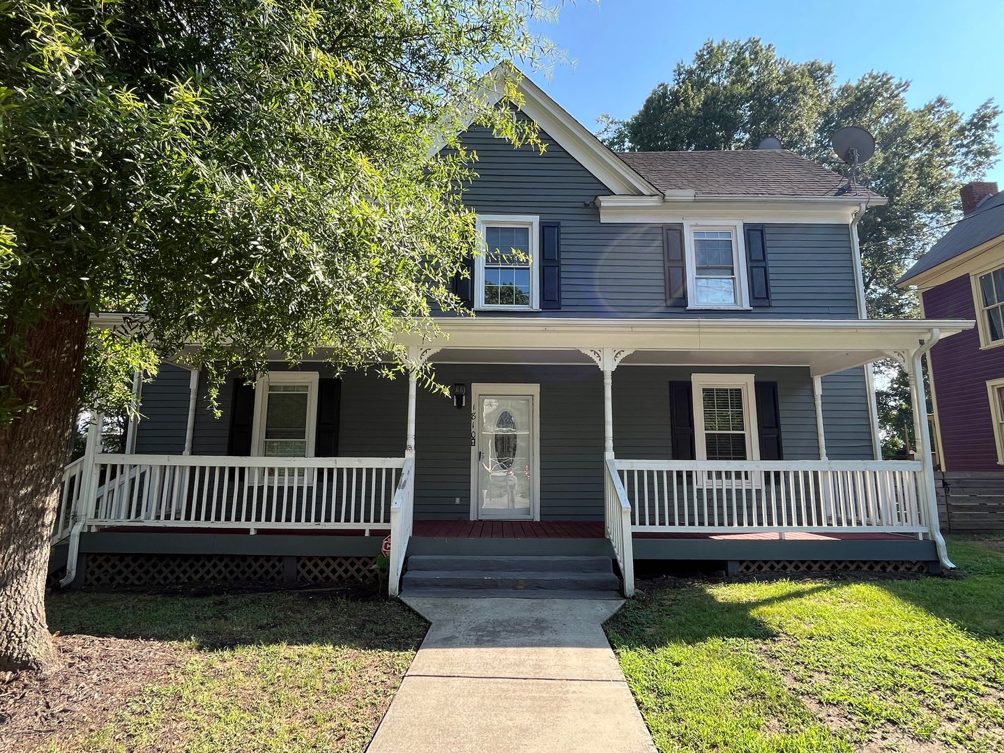 Offering Refundable Application Fees 150 Move In Promotion Charming 3Bd 2Ba Durham Home With Large Yard Located Only 5 Minutes From Downtown Durham – photo 1