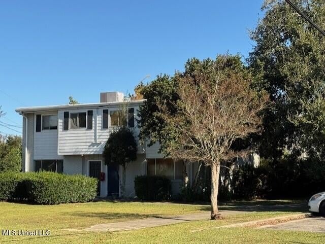 485 Ruella Avenue – photo 1 of 13
