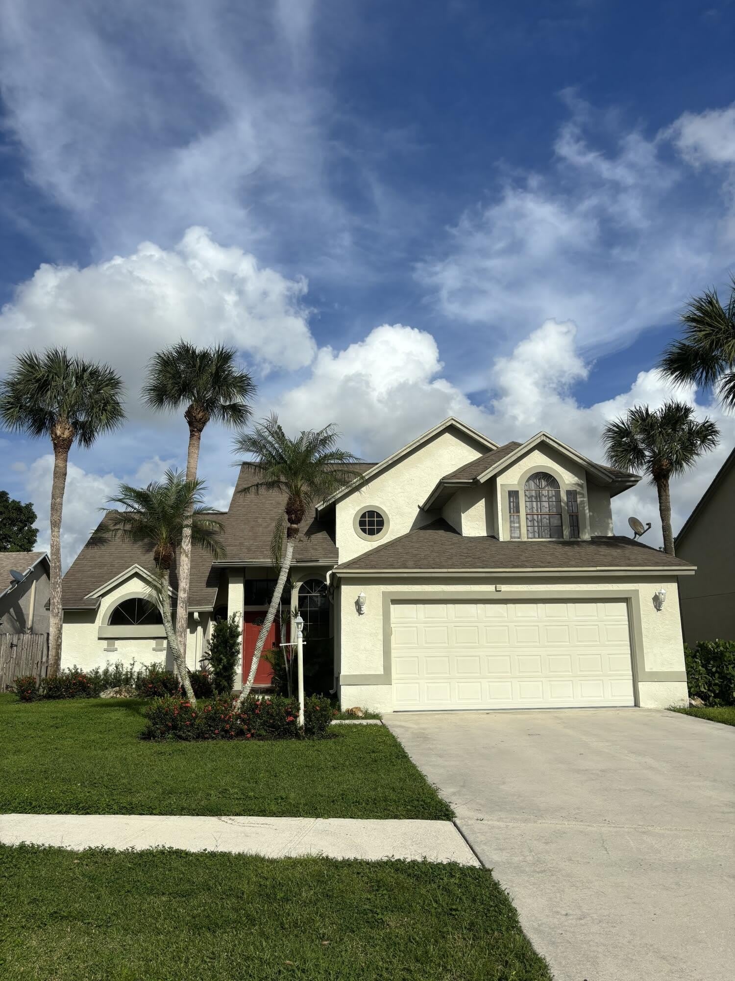 12989 Meadowbreeze Drive – photo 1