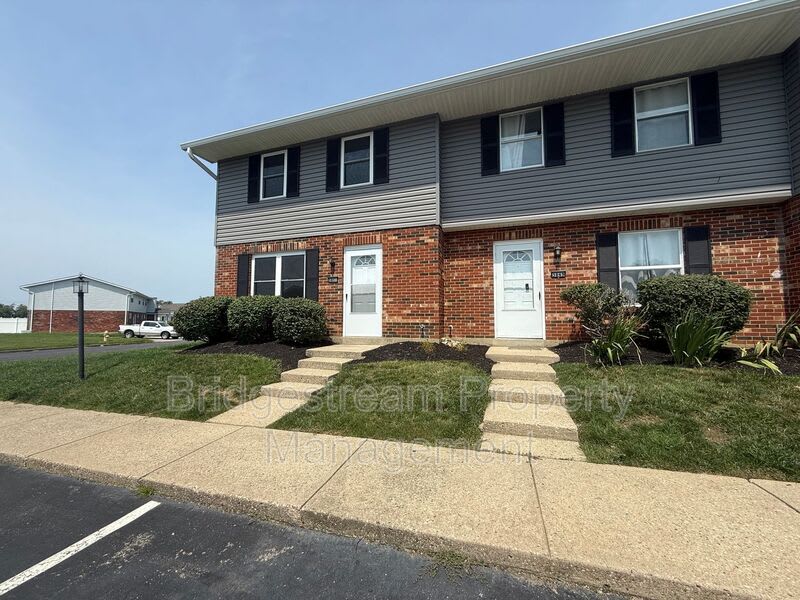 3851 Hillsboro Drive – photo 1 of 147