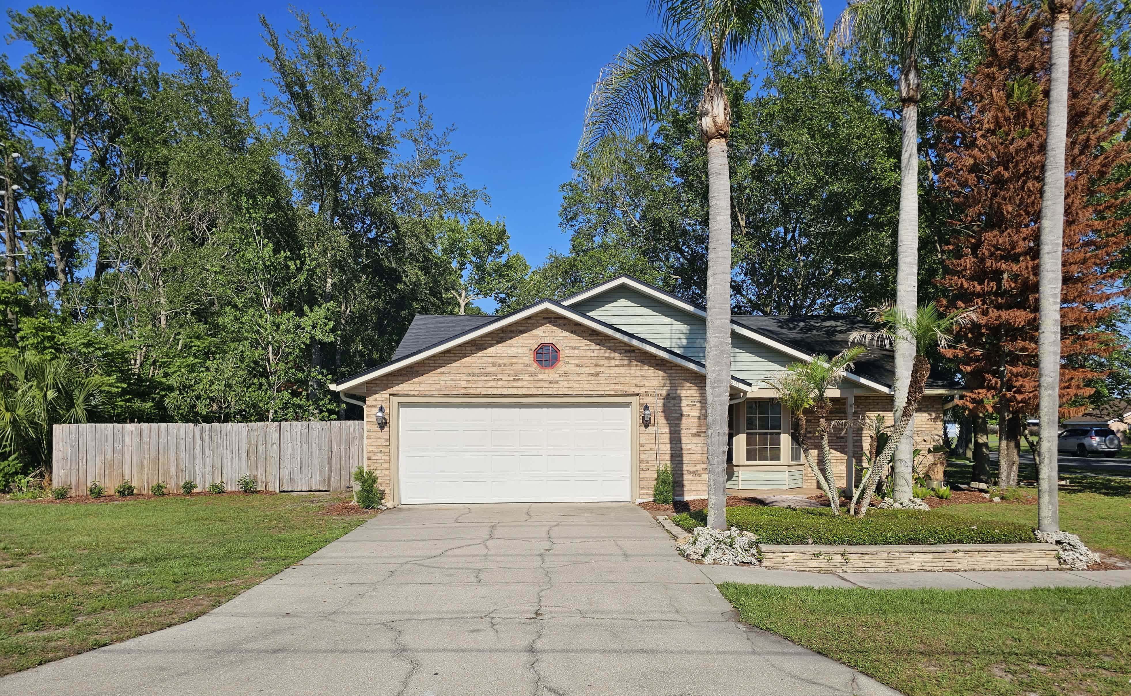 801 Village Lake Drive North – photo 1 of 222
