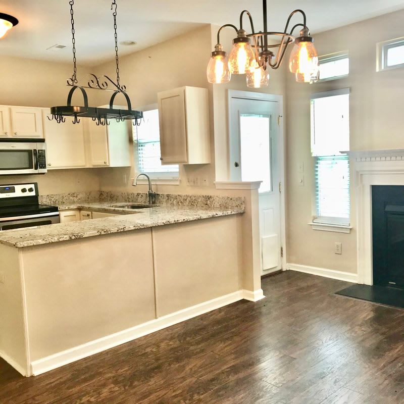 18626 Oakhurst Boulevard – photo 1