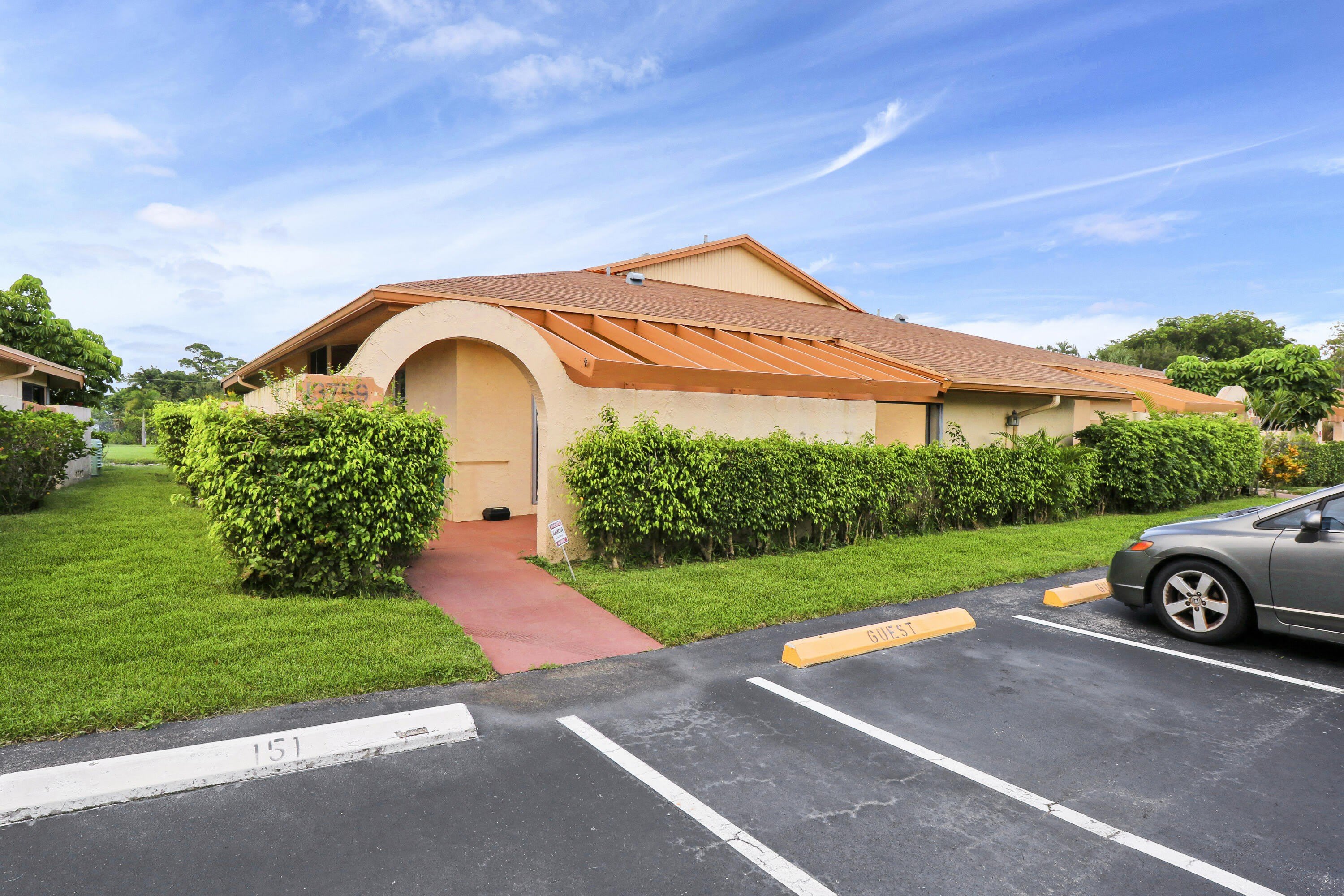 13759 Date Palm Court – photo 1
