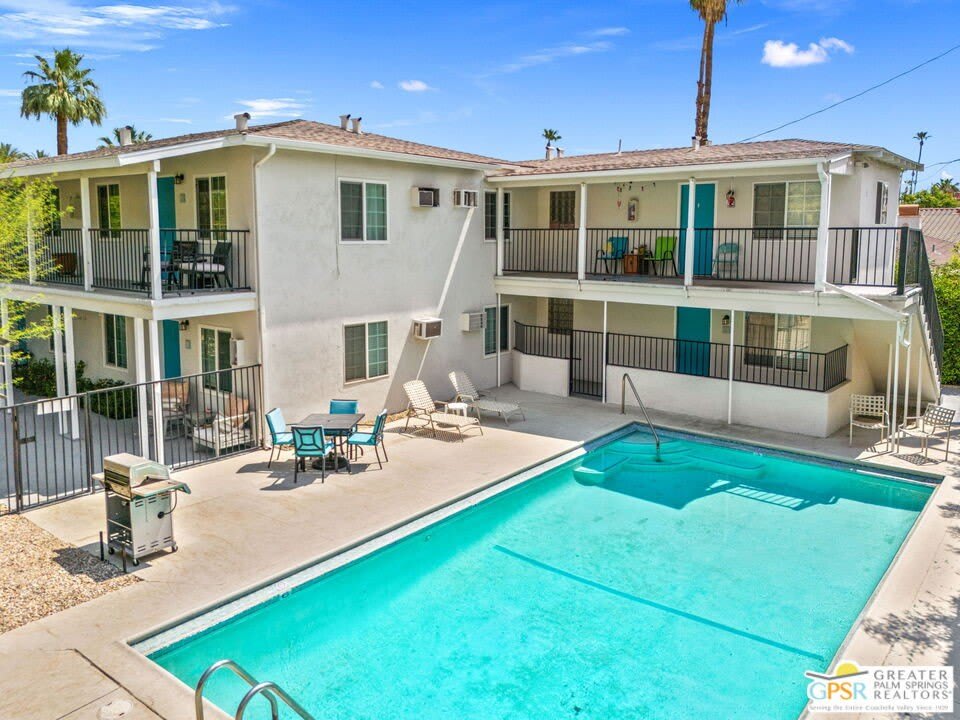 1674 S Via Salida – photo 1