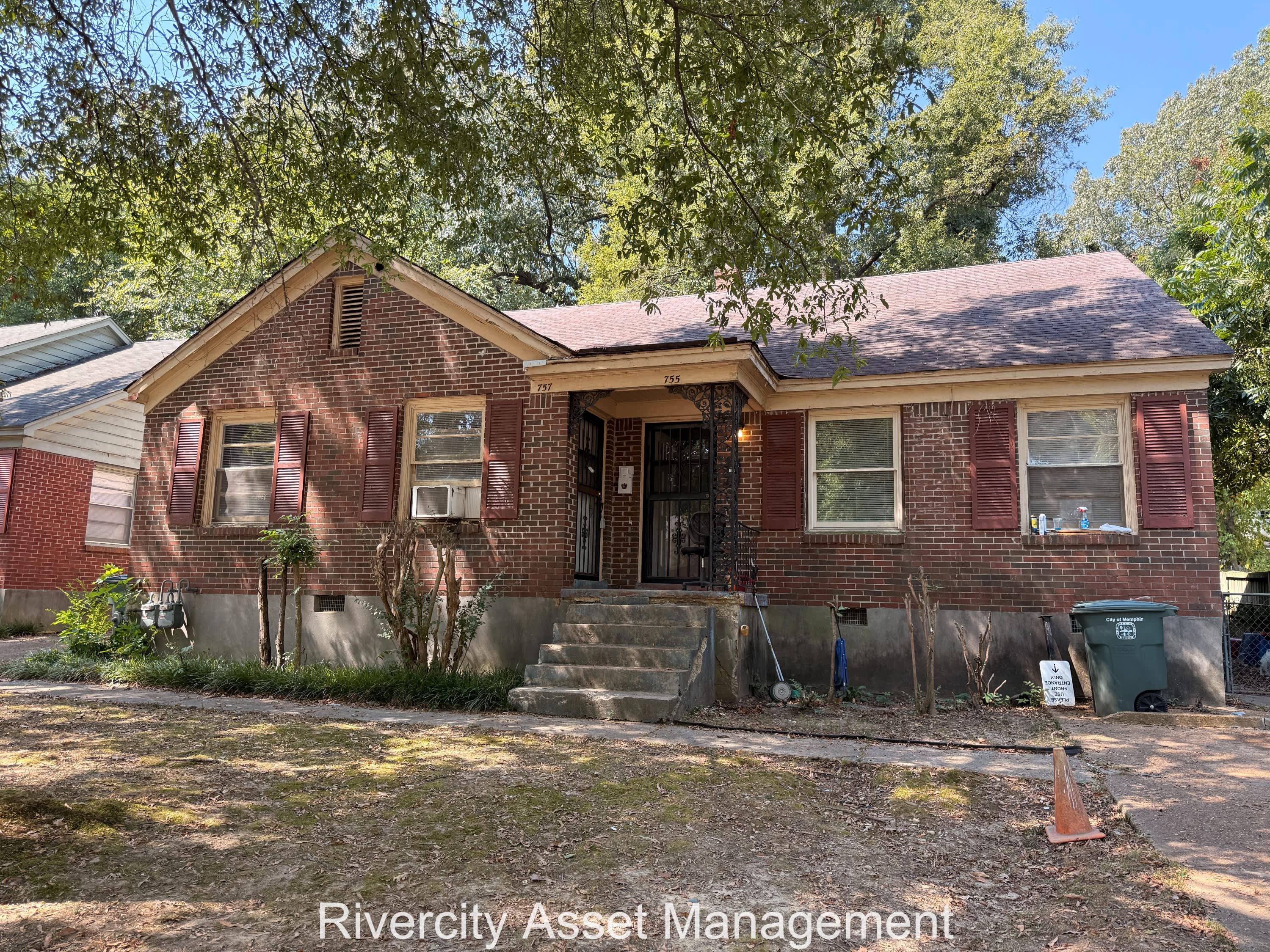 755 Houston Street – photo 1