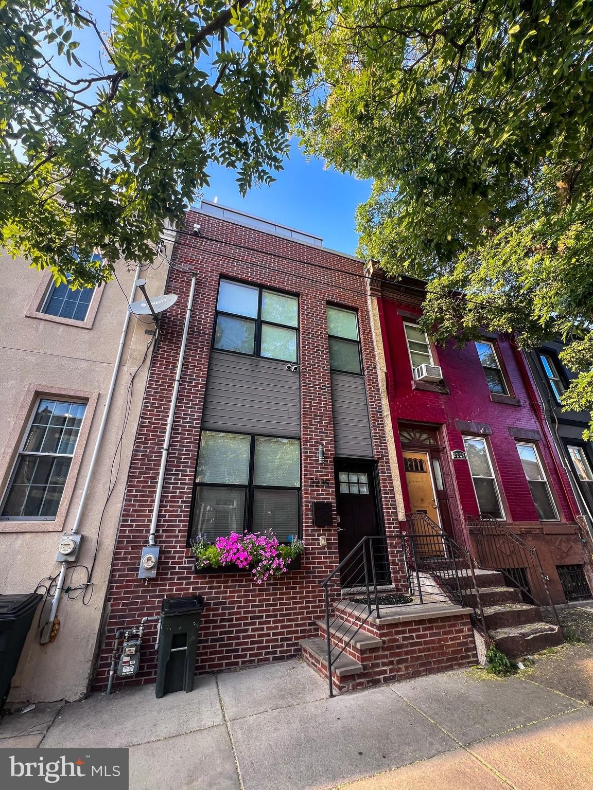 2239 TASKER Street – photo 1