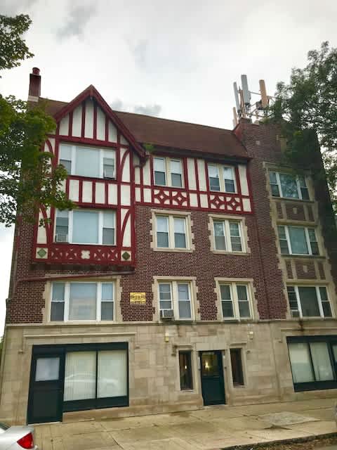1123 E 82Nd Street Unit 206 – photo 1