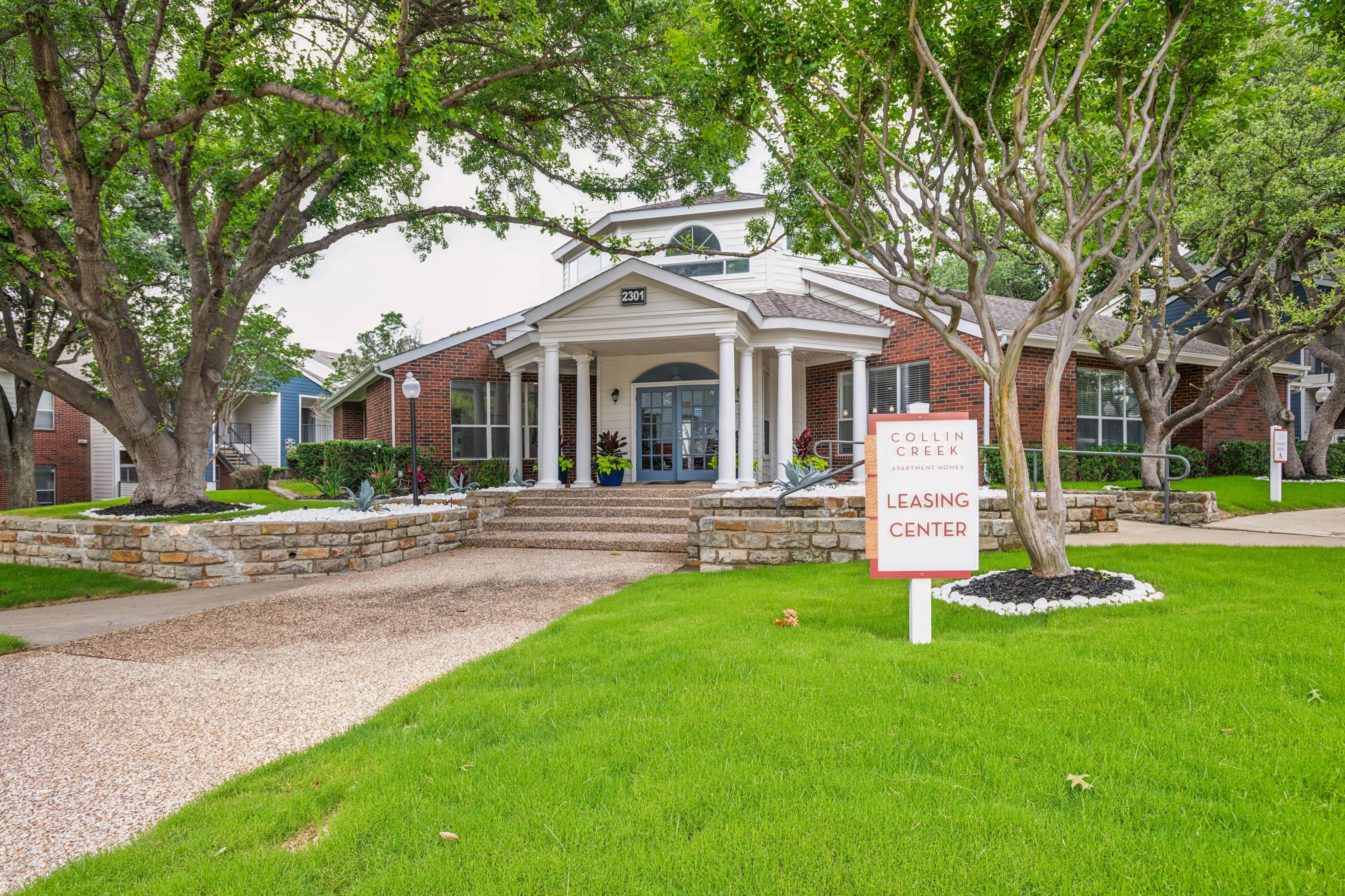 Collin Creek – photo 1 of 41
