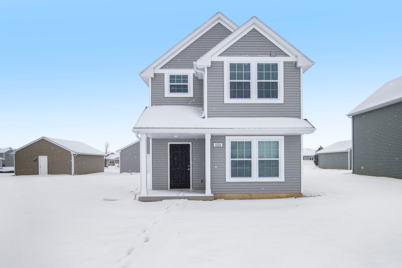 940 Dora Lane – photo 1 of 25