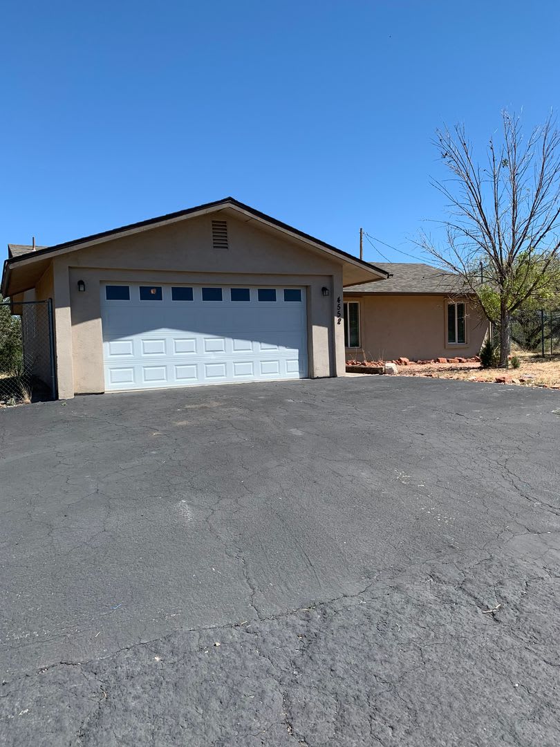 Great Rimrock Rental – photo 1 of 10