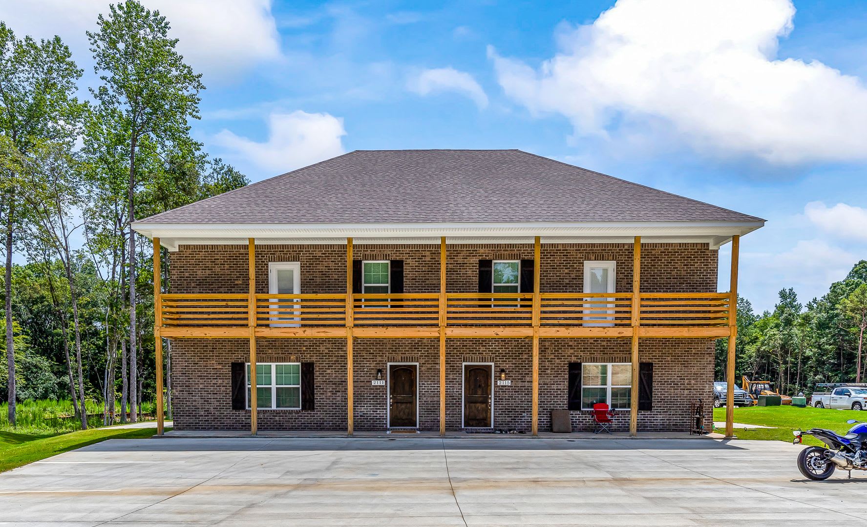 Short-Term Lease Available! – photo 1