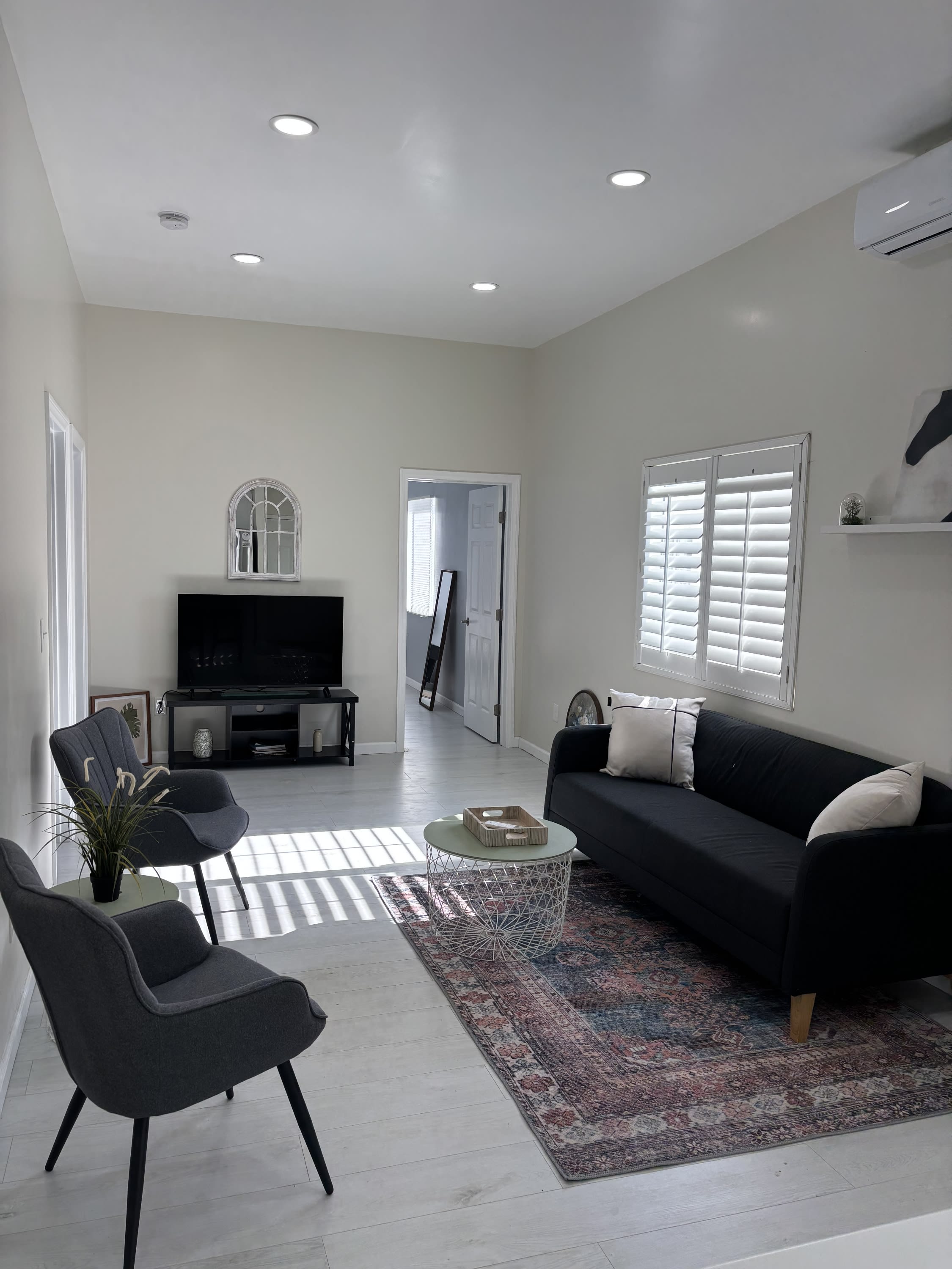 1704 W. 94th STREET – photo 1