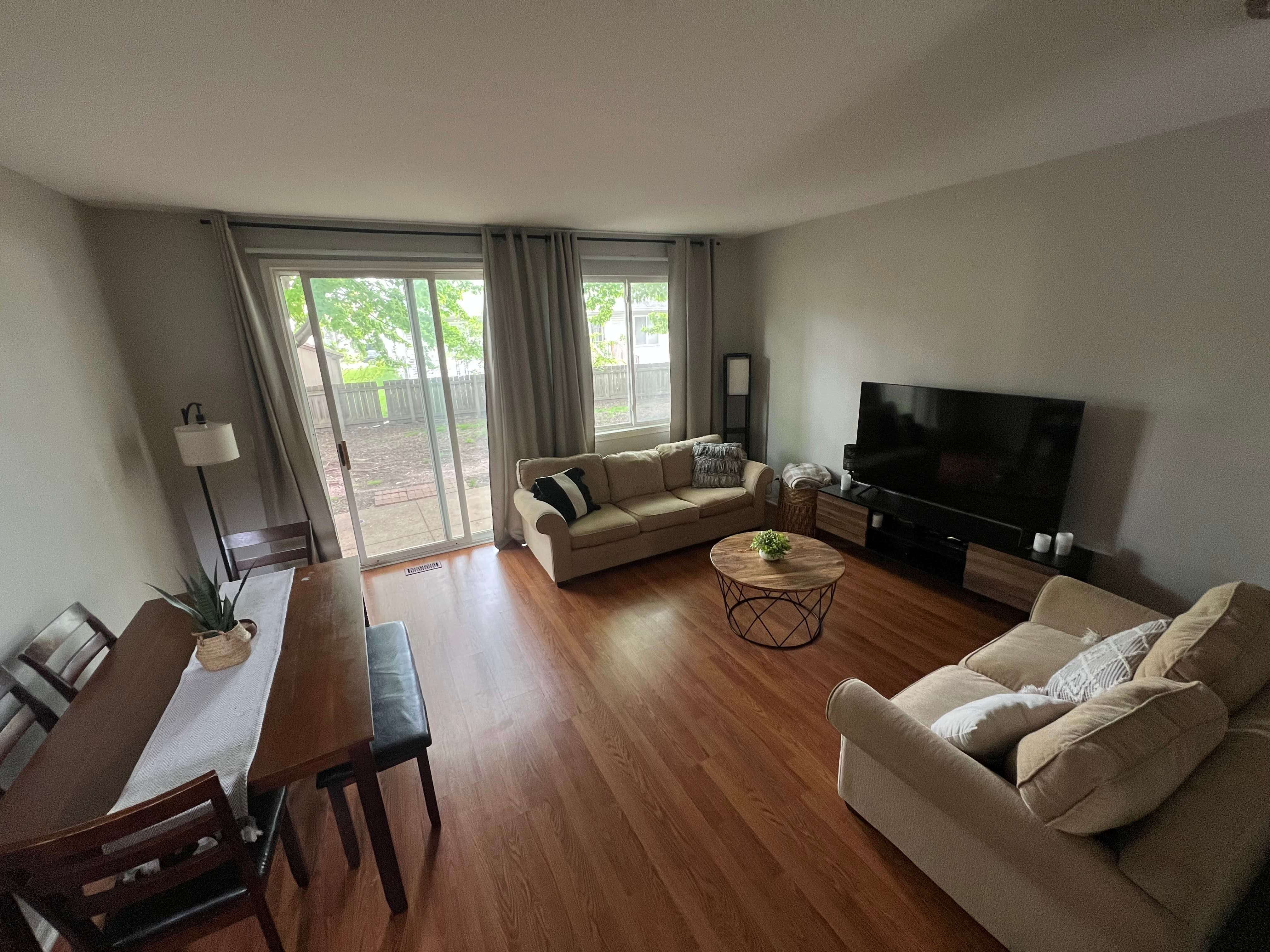 2128 Fulham Drive – photo 1