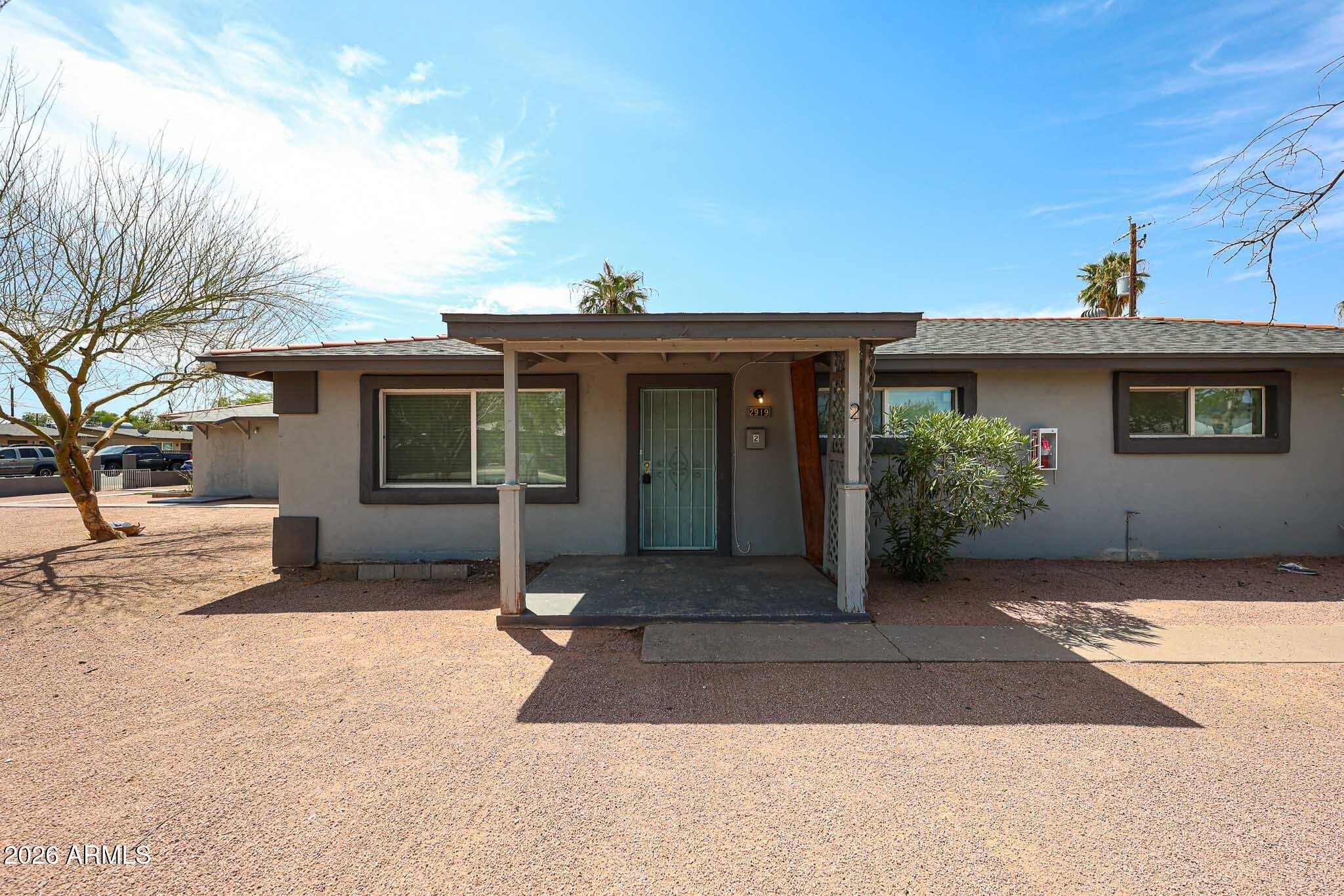 2919 E oak Place – photo 1