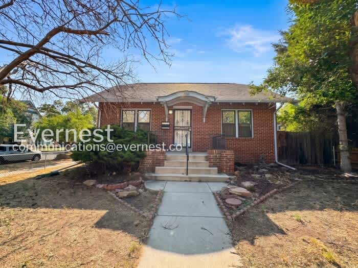 1800 South Washington Street – photo 1
