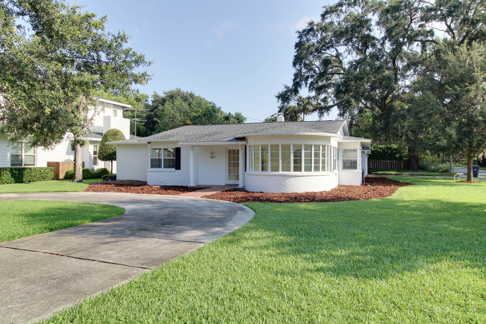 1667 Mizell Avenue – photo 1