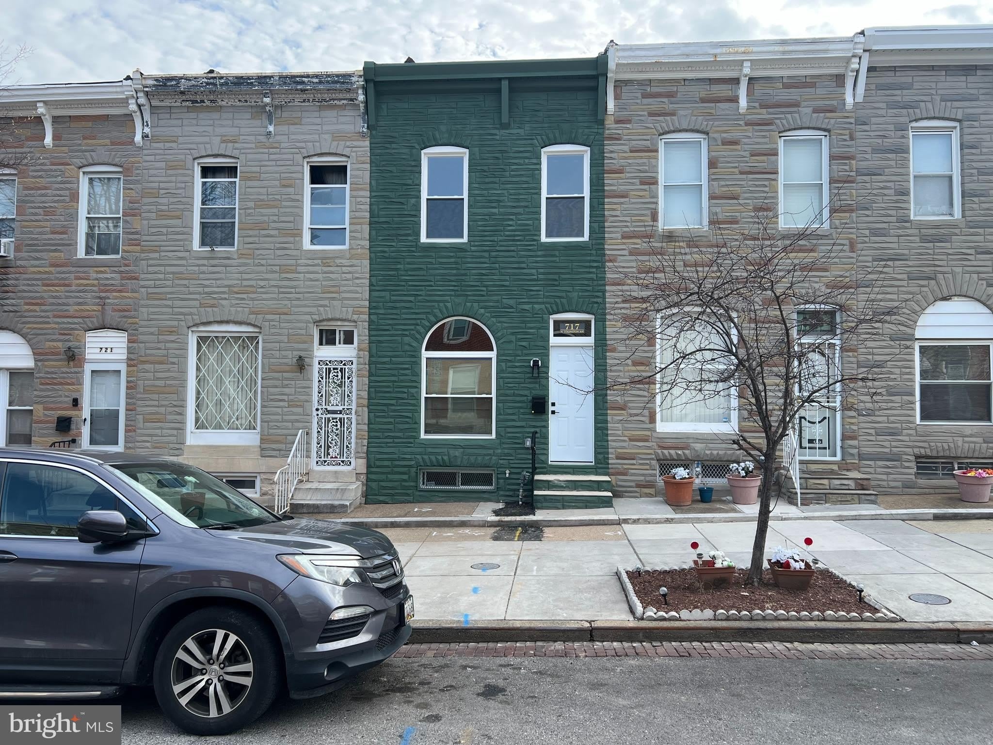 717 N COLLINGTON Avenue – photo 1